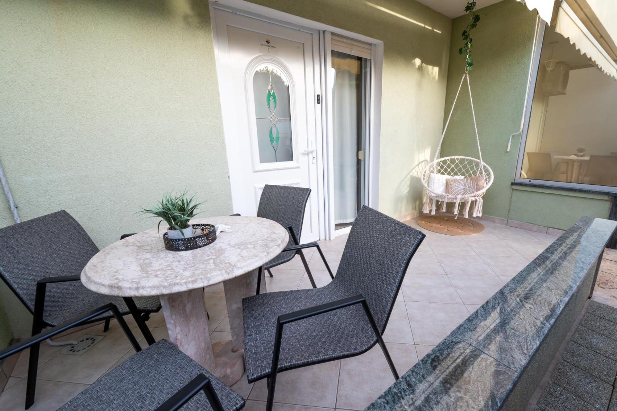Locus Apartments Petrčane Kültér fotó